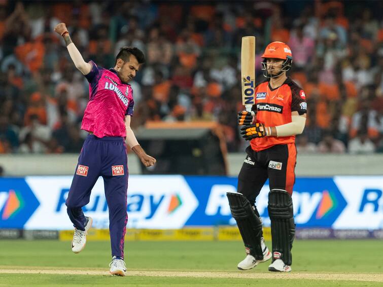 IPL 2023 srh vs rr yuzvendra chahal becomes the first indian bowler to pick 300 wickets in t20 cricket IPL 2023 : युजवेंद्र चहल जैसा कोई नही,  300 विकेट घेणारा पहिला भारतीय