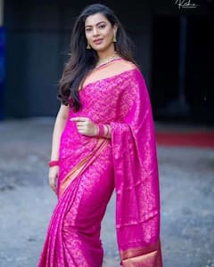 Geetha Madhuri: పింకు చీరలో విరిసిన గులాబీలా కనిపిస్తున్న గీతా మాధురి