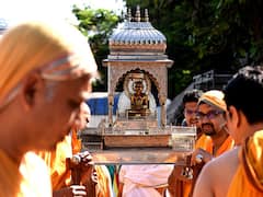 Mahavir Jayanti 2023: Here's All You Need To Know About The Jain Festival