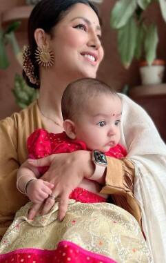 ਦੇਬੀਨਾ ਬੈਨਰਜੀ ਨੇ ਮਨਾਈ ਛੋਟੀ ਧੀ ਦੀ ‘Rice-Ceremony’, ਦੇਖੋ ਤਸਵੀਰਾਂ