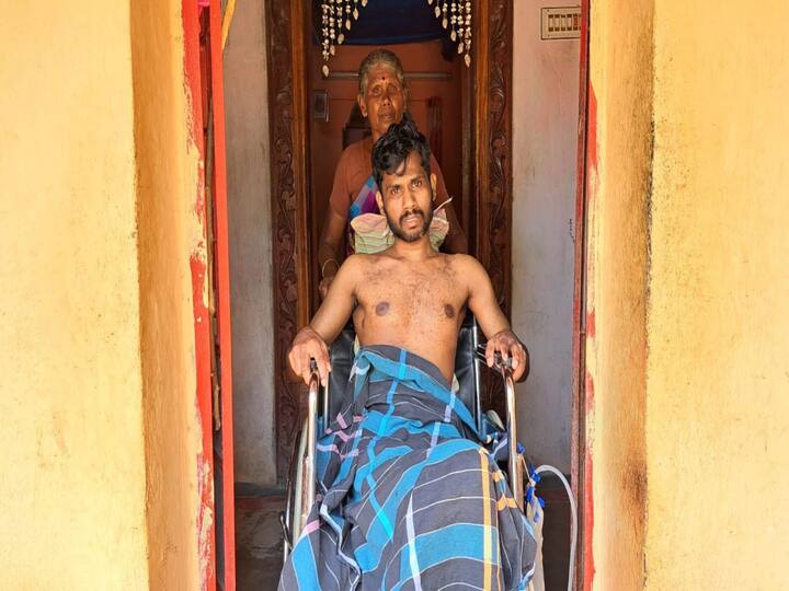Sivagangai dist manamadurai disability palm worker asking for help govt TNN 'உச்சி பனை மரத்துக்கு நொடியில ஏறுவேன்.. ஆனா இன்னைக்கு நிலைமை' -  பனை தொழிலாளி வேதனை