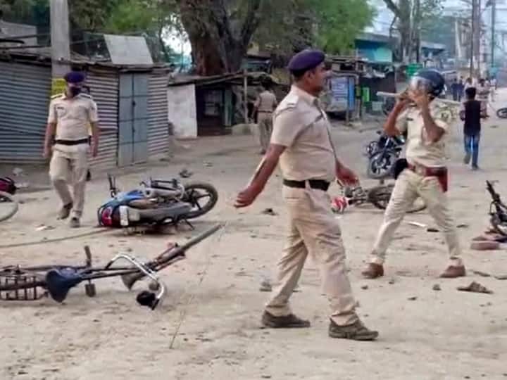 Biharsharif Violence Police alerted after DGP RS Bhatti visit to Bihar Sharif 77 have been put behind bars Biharsharif Violence: DGP आरएस भट्टी ने किया हिंसाग्रस्त इलाके का दौरा, अब तक 77 गिरफ्तार