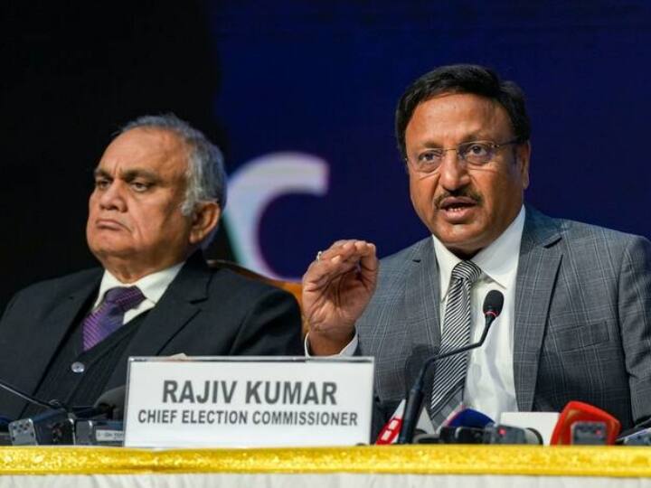 Election Commission: नेशनल पार्टी की नई लिस्ट जारी कर सकता है चुनाव आयोग, जानें राष्ट्रीय दल को क्या-क्या मिलती है सुविधाएं? Election Commission issue a new list of state National Party eight national parties registered with the EC Election Commission: नेशनल पार्टी की नई लिस्ट जारी कर सकता है चुनाव आयोग, जानें राष्ट्रीय दल को क्या-क्या मिलती है सुविधाएं?