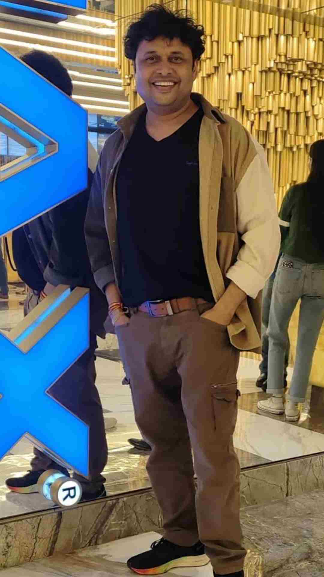 एक्टर योगेश त्रिपाठी छोटे पर्दे की मशहूर एक्टर्स में से एक हैं
