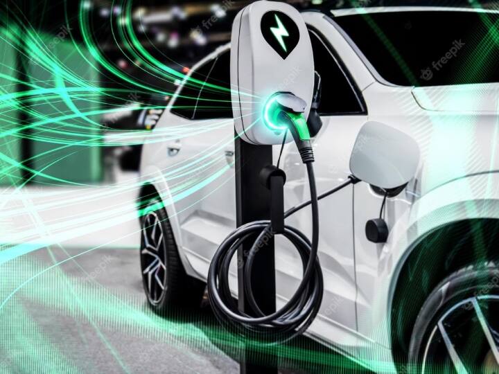 Statiq will install 500 electric vehicle charging station in india at hpcl petrol pump EV Charging Station: इलेक्ट्रिक गाड़ी चलाने वालों के लिए खुशखबरी, HPCL के 500 पेट्रोल पंप पर भी जल्द लगेंगे चार्जिंग स्टेशन