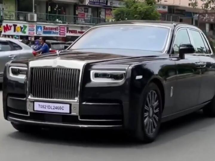 इसके अलावा, गौतम अडानी के पास BMW-7 सीरीज का कार है, जिसकी कीमत 1 से 3 करोड़ रुपये है. अभी गौतम अडानी के पास कुल 43.1 अरब डाॅलर की संपत्ति है.
