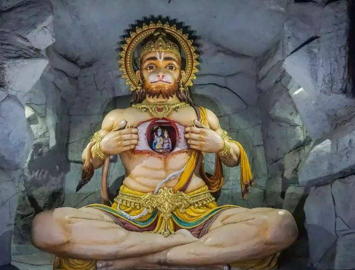 Hanuman Jayanti Upay:હનુમાન જયંતિ 6 એપ્રિલ 2023ના રોજ છે. આ દિવસે બજરંગબલીને પ્રસન્ન કરવા માટે કેટલાક ખાસ ઉપાય કરવામાં આવે છે, કહેવાય છે કે આનાથી સાધકના જીવનમાં સૌભાગ્ય આવે છે, દરેક કાર્ય સફળ થાય છે.