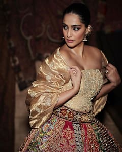 Sonam Kapoor: सोनम कपूर का एथनिक स्टाइल है एकदम हटके, आप भी डालें एक नजर