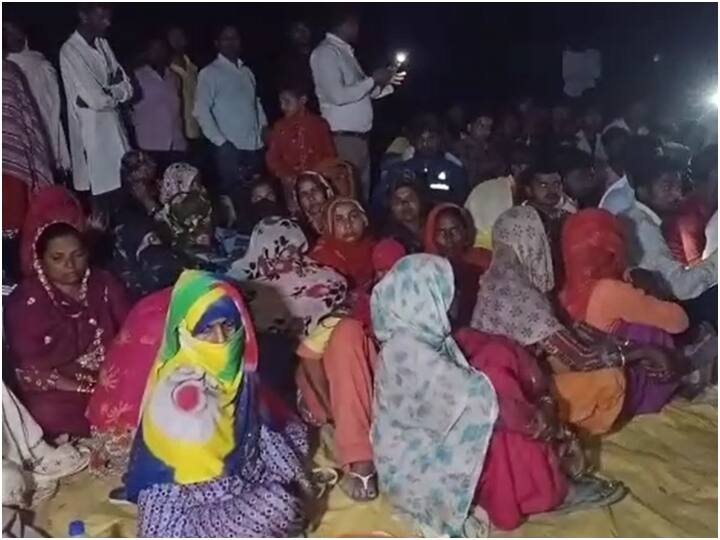 muzaffarangar girl dies of electrocution bhartiya kisan union protested against electricity department ann Muzaffarnagar: खेत में गिरे हाइटेंशन तार की चपेट में आई लड़की की मौत, ग्रामीणों की शिकायत को बिजली विभाग ने किया था अनसुना