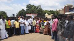 கோயில் கும்பாபிஷேக பணிகளில் புறக்கணிக்கப்படுகிறோம் - கலெக்டரிடம் மனு அளித்த மானோஜிப்பட்டி மக்கள்