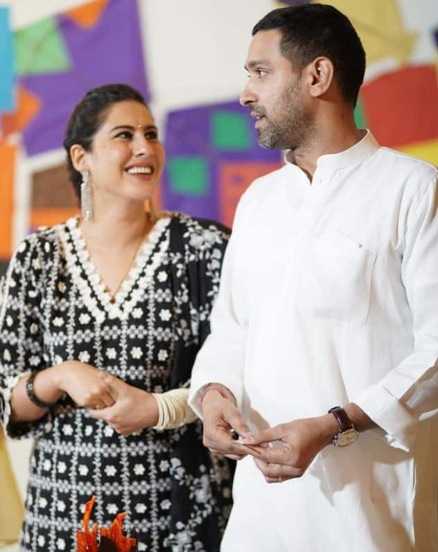 इसके बाद दोनों ने शादी का फैसला लिया, साल 2019 में इन्होने सगाई की थी हालांकि लॉकडाउन की वजह से इनकी शादी नहीं हो पाई थी.