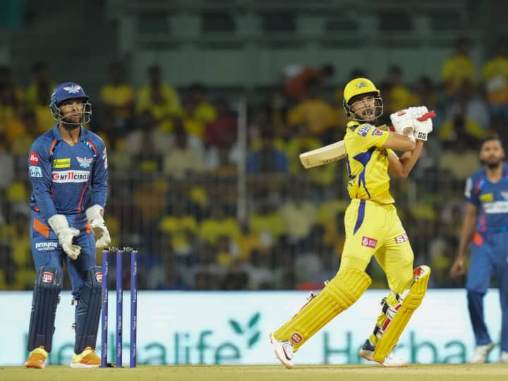 IPL 2023 CSK given target of 218 runs against LSG in Match 6 at MA Chidambaram Stadium CSK vs LSG: गायकवाड़ और कॉन्वे ने ओपनिंग में किया कमाल, धोनी का भी दिखा पुराना रूप, चेन्नई ने लखनऊ को दिया 218 का लक्ष्य