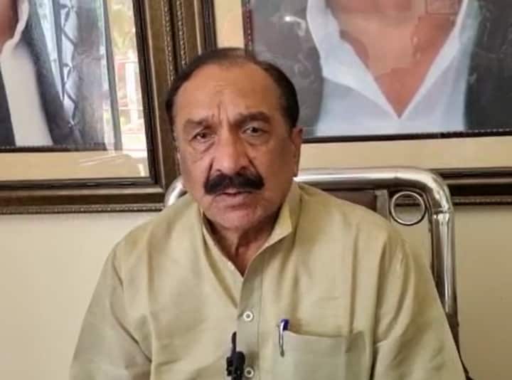 SP MLA Iqbal Mahmood react on Mughal history removed from up board syllabus ann Mughal History: यूपी में मुगलों का इतिहास सिलेबस से हटाने पर भड़के सपा विधायक इकबाल महमूद, बीजेपी पर साधा निशाना