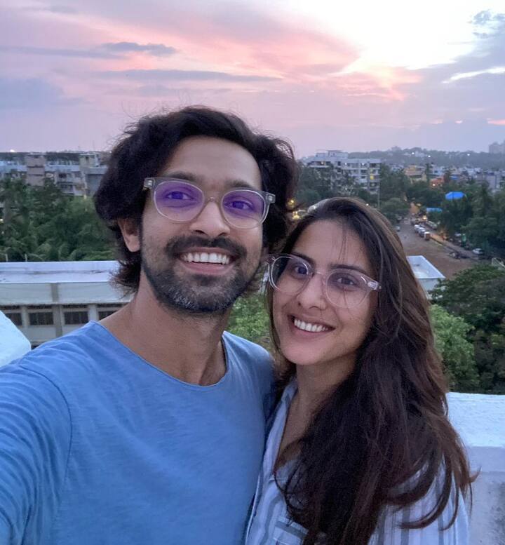 कपल फिलहाल अपनी मैरिड लाइफ में बेहद खुश हैं.
