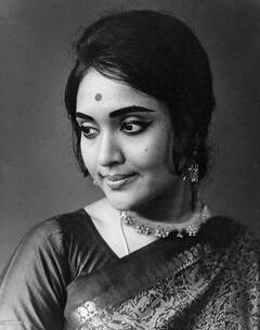 In Pics: किसी एक्टर नहीं शादीशुदा डॉक्टर से इश्क कर बैठी थीं वैजयंती माला, फिर यूं पूरी हुई दोनों की मोहब्बत की दास्तां