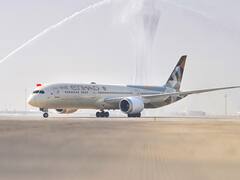 बेंगलुरु से अबू धाबी जा रही एतिहाद एयरवेज की फ्लाइट में आई तकनीकी खामी, हुई सुरक्षित लैंडिंग