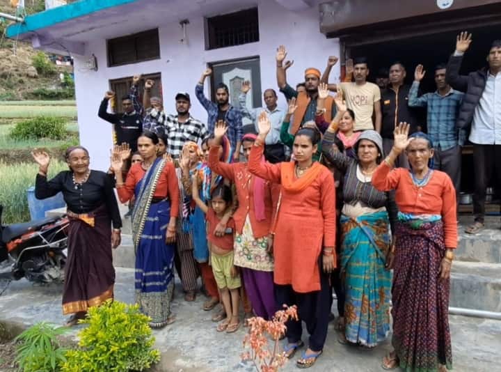 bageshwar pithoragarh villagers divided into two groups over Khutani hydropower project ann Uttarakhand News: उत्तराखंड में खुटानी जल विद्युत परियोजना के विरोध पर दो फाड़ हुए ग्रामीण, समर्थन में उतरा दूसरा गुट