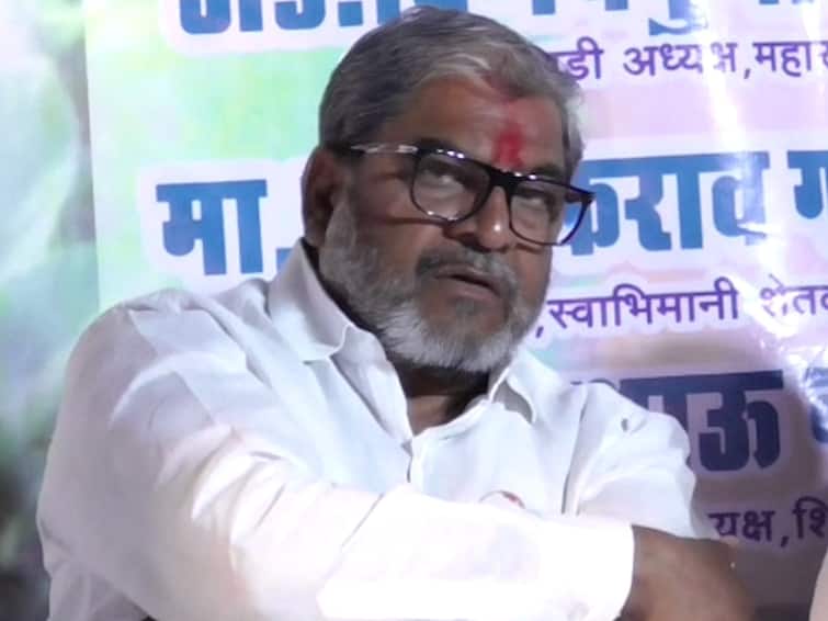 Raju Shetti Attacks Politicians in Latur Speech says Politicians are mindless buffalo farmers should become Dnyaneshwar Mauli Raju Shetti Speech : राजकारणी निर्बुद्ध रेडे, शेतकऱ्यांनी ज्ञानेश्वर माऊली व्हावे : राजू शेट्टी