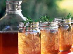 Ice Tea Thandai Recipe: ઉનાળામાં પીવો આઈસ-ટી થંડાઈ, તે સ્વાદ અને સ્વાસ્થ્ય બંનેમાં નંબર વન છે