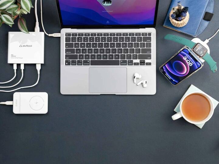 Stuffcool Super Power - (Price: Rs 4,999) - The Super Power from StuffCool has a 20,000mAh capacity and comes with two USB Type-C ports and one USB Type-A Port. Of the two Type-C ports, one can charge devices at 65W, the other at a maximum of 20W, while the USB Type-A can charge at up to 18W. If you plug a notebook into the fastest USB Type-C port, you can charge it at 65W speeds. [Image Source: Stuffcool]