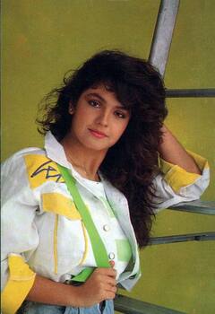 Pooja Bhatt Love Life:नशे में पूजा भट्ट को बुरी तरह पीटता था ये एक्टर, लिव इन में रहना हो गया था 'नरक'