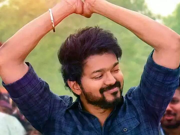 इंस्टाग्राम पर ये शानदार रिकॉर्ड बनाने वाले पहले भारतीय स्टार बने Thalapathy Vijay, Angelina Jolie पहले मार चुकी हैं बाजी Thalapathy Vijay becomes 1st Indian in this coveted list on instagram trails behind Angelina Jolie इंस्टाग्राम पर ये शानदार रिकॉर्ड बनाने वाले पहले भारतीय स्टार बने Thalapathy Vijay, Angelina Jolie पहले मार चुकी हैं बाजी