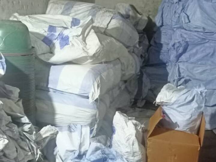 Banned gutkha selled in Chhattisgarh 89 bags of illegal gutkha recovered in raid of food department in Durg ANN Durg News: छत्तीसगढ़ में धड़ल्ले से बिक रहा है प्रतिबंधित गुटखा, छापेमारी में लाखों रुपये का माल बरामद