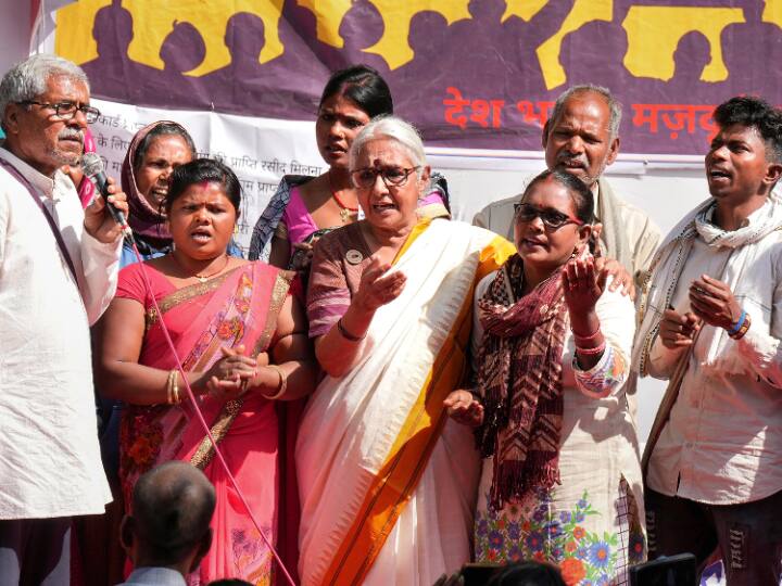 MGNREGA Workers Protest in delhi DMK RJD MPs Support MGNREGA Workers Protest: दिल्ली में मनरेगा मजदूरों का प्रदर्शन जारी, डीएमके और आरजेडी सांसदों का मिला समर्थन