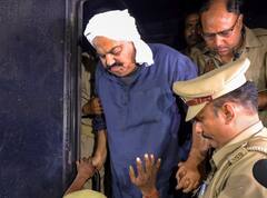 'मेरी हत्या हुई तो अतीक, अशरफ, शाइस्ता परवीन होंगे ज़िम्मेदार', मुकदमा दर्ज कराने वाले जीशान को डर