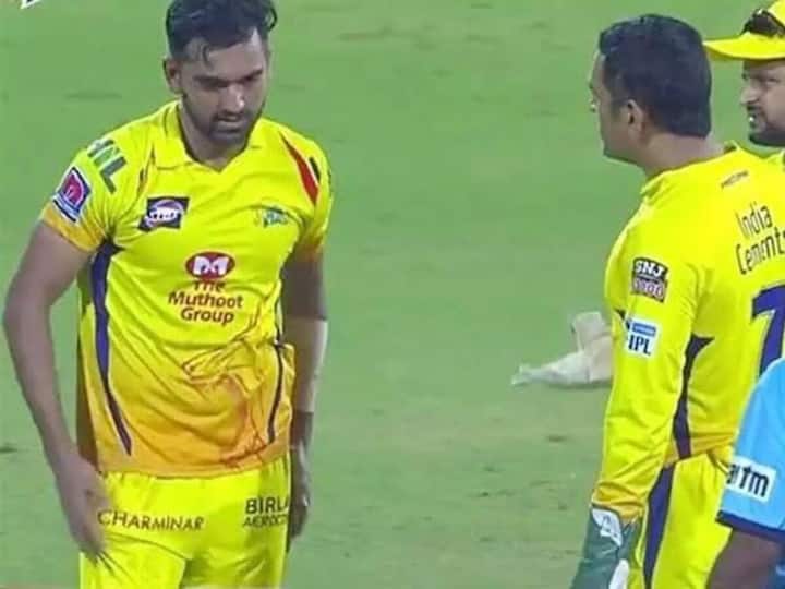 ipl 2023: need to cut no balls and wides otherwise you will have to play under new captain Dhoni warned strongly Watch Video: ’வைடு, நோ-பால் நிறைய வந்தா, வேற கேப்டனுக்கு கீழதான் ஆடணும்…’ சிரித்தபடி எச்சரித்த தோனி..!