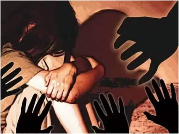 etah minor girl gangraped and video has been posted online by main accused Etah: नाबालिग से गैंगरेप के 4 साल बाद फिर मिलने बुलाया, नहीं जाने पर अश्लील वीडियो कर दिया वायरल, गिरफ्तार