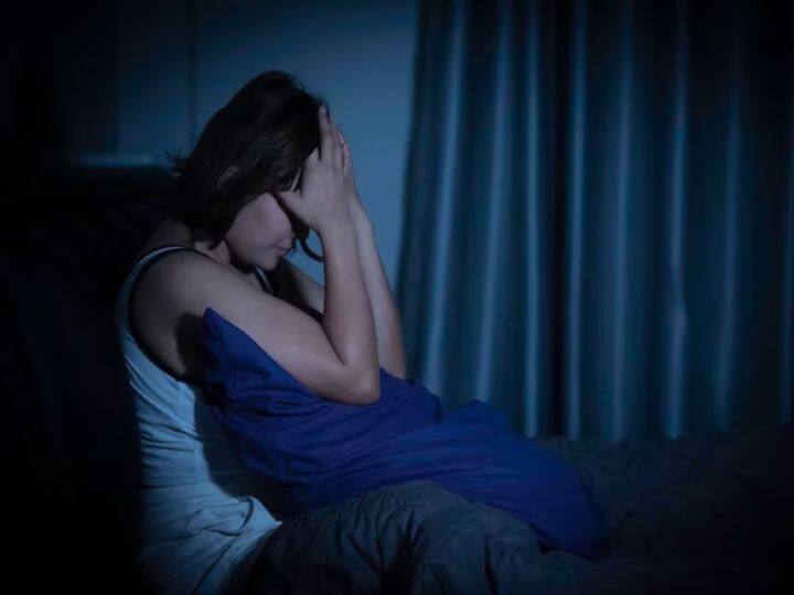 Nightmare Disorder: रोजाना आते हैं बुरे सपने? कहीं आपको 'नाइटमेयर डिसऑर्डर' तो नहीं! जानिए क्या है ये बीमारी? Nightmare Disorder Symptoms Causes Treatment Know How To diagnose This Disease Nightmare Disorder: रोजाना आते हैं बुरे सपने? कहीं आपको 'नाइटमेयर डिसऑर्डर' तो नहीं! जानिए क्या है ये बीमारी?