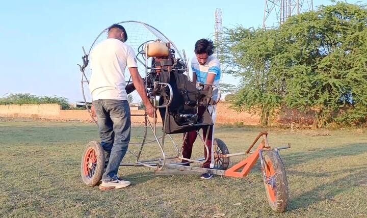 हरप्रीतने आता गगनभरारी घेतली असली तरी आजही त्याचे पाय जमिनीवरचं आहेत.