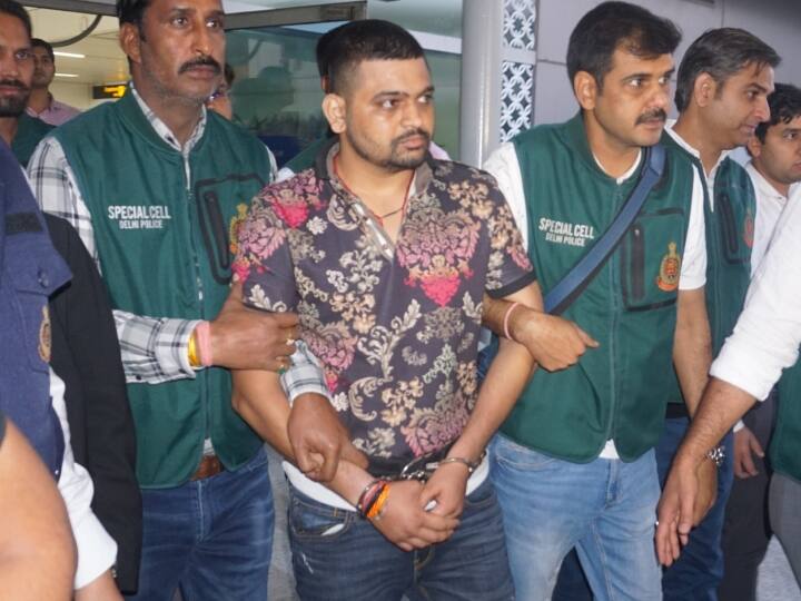 Gangster Deepak Boxer 8 Days Custody granted By Patiala House Court To Delhi Police Deepak Boxer: गैंगस्टर दीपक बॉक्सर को कोर्ट ने 8 दिनों की पुलिस हिरासत में भेजा, मैक्सिको से पकड़कर लाया गया है भारत