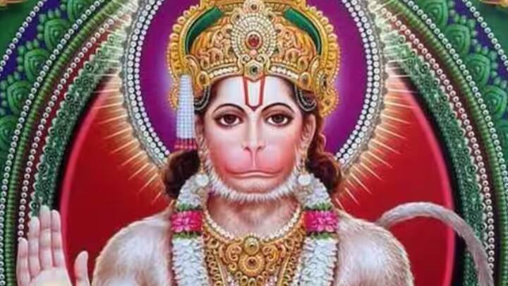 বলা হয়, একবার নাকি রামরাজ্যে ঋষিমুনিদের সমাবেশ হয়। সেখানে বিতর্ক হয়, রাম নাকি রাম-নাম কার জোর বেশি ? এতে বড় বড় মুনিরা বলেন, রাম। কিন্তু নারদ বলেন, না, রাম-নাম। এই সভায় ছিলেন ঋষি বিশ্বামিত্রও। ছিলেন ভক্ত হনুমানও।