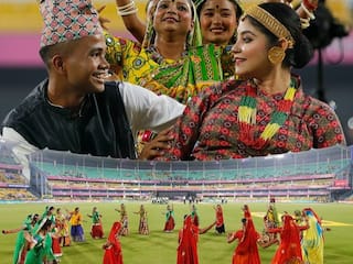 IPL 2023, RR vs PBKS: गुवाहाटी में मैच से पहले खास अंदाज में मनाया गया जश्न, मैदान पर दिखा ट्रेडिशनल डांस