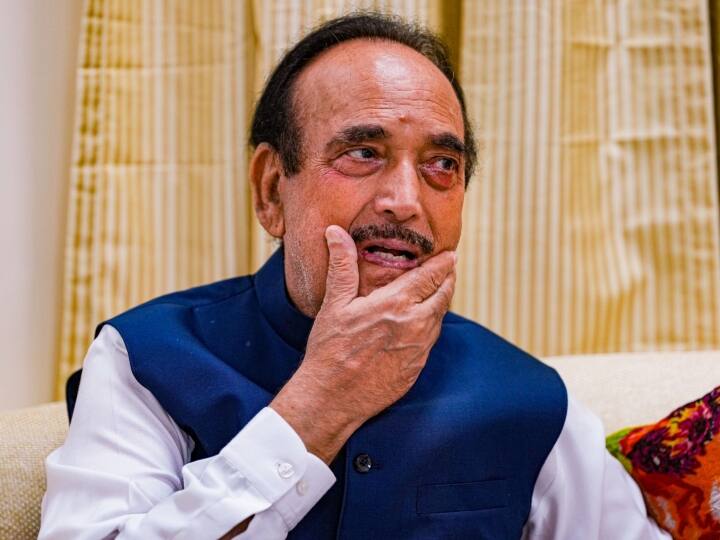 '...लेकिन पीएम मोदी ने कभी बदला नहीं लिया', अनुच्छेद 370 और CAA का जिक्र कर बोले गुलाम नबी आजाद Cong Leader Ghulam Nabi Azad praises pm modi says he never took the revenge '...लेकिन पीएम मोदी ने कभी बदला नहीं लिया', अनुच्छेद 370 और CAA का जिक्र कर बोले गुलाम नबी आजाद