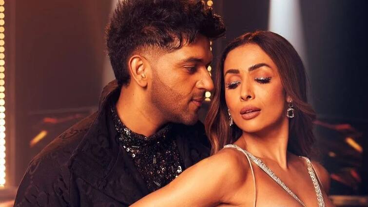 Watch: Arjun Kapoor Reviews Malaika Arora’s Song Tera Hi Khayal With Guru Randhawa Malaika Aroraના ગીત 'તેરા કી ખ્યાલ'એ Arjun Kapoorને કર્યો પાગલ, ગર્લફ્રેન્ડના કર્યા ભરપૂર વખાણ