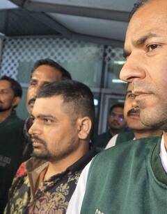 Deepak Boxer: दीपक ‘बॉक्सर’ को मेक्सिको से लेकर दिल्ली पहुंची पुलिस, मुक्केबाज से बना था गैंगस्टर, देखें तस्वीरें