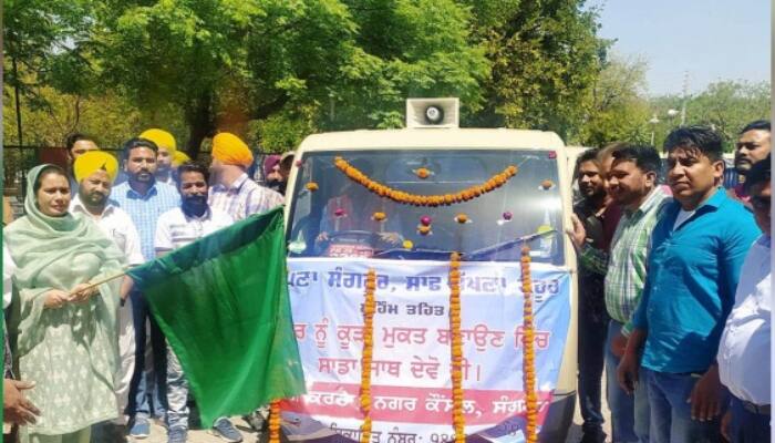 MLA Narinder Kaur Bharaj gave the green flag to 10 new vehicles to strengthen the sanitation system Sangrur News : ਵਿਧਾਇਕ ਨਰਿੰਦਰ ਕੌਰ ਭਰਾਜ ਨੇ ਸਫ਼ਾਈ ਵਿਵਸਥਾ ਦੀ ਮਜ਼ਬੂਤੀ ਵਜੋਂ 10 ਨਵੇਂ ਵਾਹਨਾਂ ਨੂੰ ਦਿਖਾਈ ਹਰੀ ਝੰਡੀ
