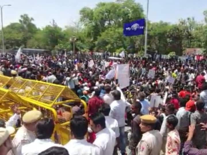 Udaipur Rape and Murder of 9 year old body cut into 10 pieces angry people ask for Hanging Of Accused ANN Udaipur: मासूम की रेप के बाद हत्या कर शव के किए 10 टुकड़े, लोगों ने निकाली रैली, फांसी देने की मांग की