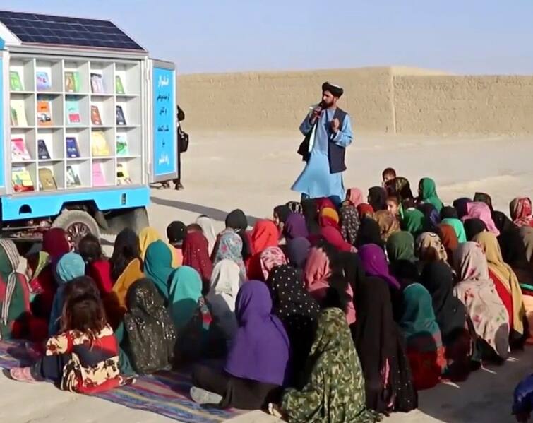 Afghanistan Women Rights UN Says Afghan Women Staff Blocked From Work By Taliban Rules Afghanistan Taliban Rules: तालिबानी हुकूमत ने लगाईं पाबंदियां, UN ने कहा- अफगान महिला कर्मचारियों को काम से रोका जा रहा, ऐसे फरमान मंजूर नहीं