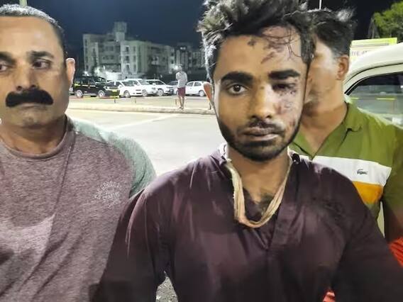 Kerala Train Fire Case: शाहरुख सैफीला रत्नागिरी रेल्वे स्टेशनवर अटक, केरळच्या कोळीकोडमध्ये ट्रेनमधील तीन प्रवाशांना जाळल्याचा आरोप Kerala Train Fire Case: शाहरुख सैफीला रत्नागिरी रेल्वे स्टेशनवर अटक, केरळच्या कोळीकोडमध्ये ट्रेनमधील तीन प्रवाशांना जाळल्याचा आरोप