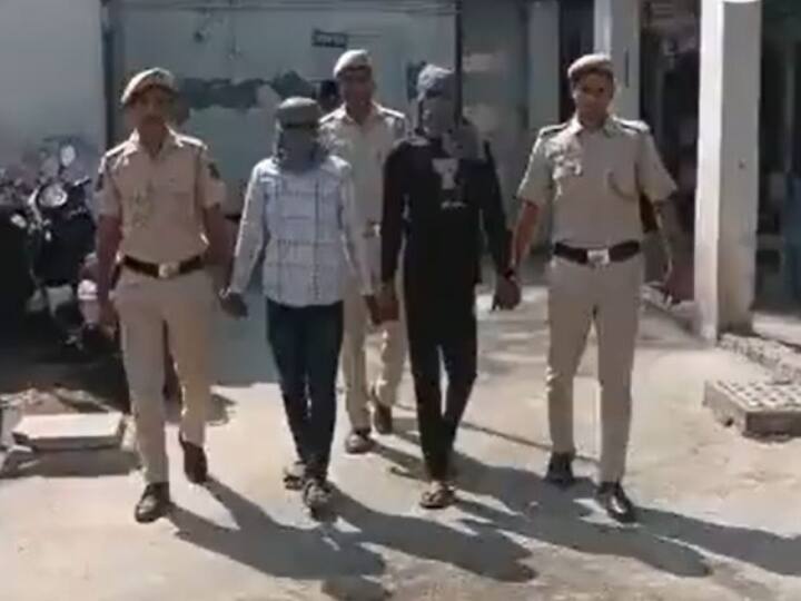 Delhi Nihal Vihar Police arrested two miscreants including a murderer revealed five crime case  Delhi News: शक होने पर पुलिसकर्मी ने हत्यारोपी सहित 2 को किया गिरफ्तार, जानें कितने मामलों का हुआ खुलासा