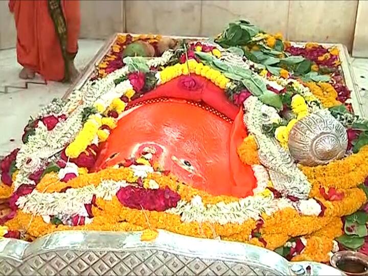 भद्रसेन राजाने सांगीतले की, प्रसन्न होऊन वर देत असाल तर आपल्या चरणी नतमस्तक होऊन एकच विनंती की, आपण येथेच राहून भक्तांच्या मनोकामना पूर्ण कराव्यात.