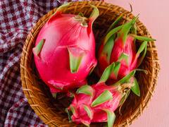 Dragon Fruit Benefit: जेब पर भारी पर आपको ​बीमारियों से रखेगा दूर, ड्रैगन फ्रूट के है कई फायदे