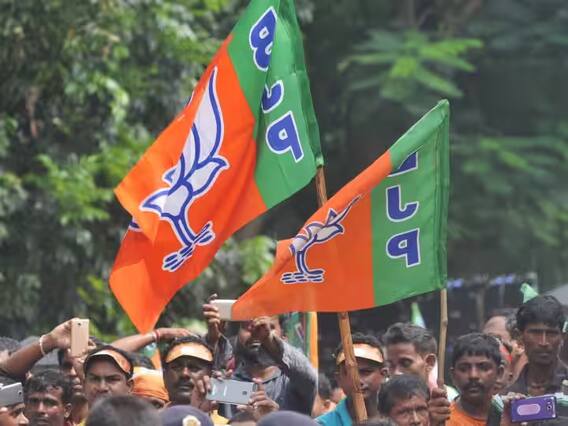Chhattisgarh politics: छत्तीसगढ़ विधानसभा चुनाव से पहले क्या बदले जाएंगे बीजेपी के सभी पुराने चेहरे? जानिए इनसाइड स्टोरी Chhattisgarh politics: छत्तीसगढ़ विधानसभा चुनाव से पहले क्या बदले जाएंगे बीजेपी के सभी पुराने चेहरे? जानिए इनसाइड स्टोरी