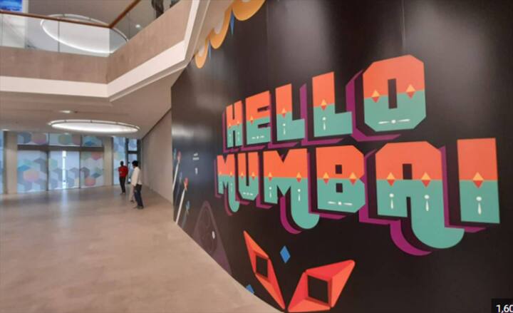 जिओ वर्ल्ड मॉलमध्ये (Jio World Mall in Mumbai) अॅपलचे स्टोअर ओपन होणार आहे. परंतु अॅपलकडून नेमक्या कोणत्या तारखेला हे स्टोअर सुरु करण्यात येणार आहे, याची माहिती दिलेली नाही.