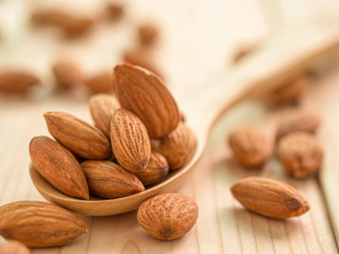 Benefits Of Almonds In Tamil Almonds பாதாமை ஊற வைத்து சாப்பிட்டால் என்னவாகும்?