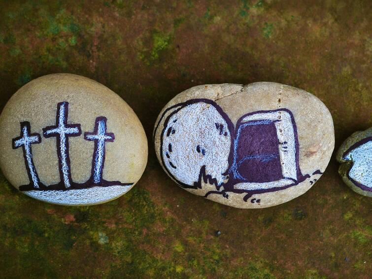 Good Friday 2023: Date, History and Significance Know the details here Good Friday 2023: புனித வெள்ளி அனுசரிப்பின் முக்கியத்துவம் என்ன? தகவல்கள் இதோ!